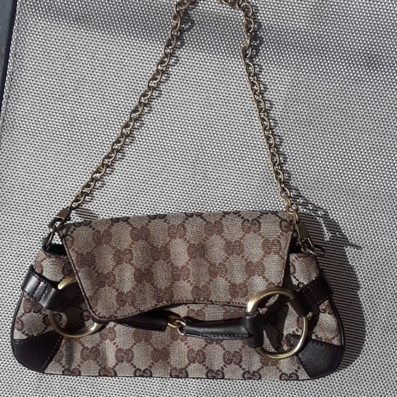 Authentic Gucci hand clutch - Picture 1 of 3